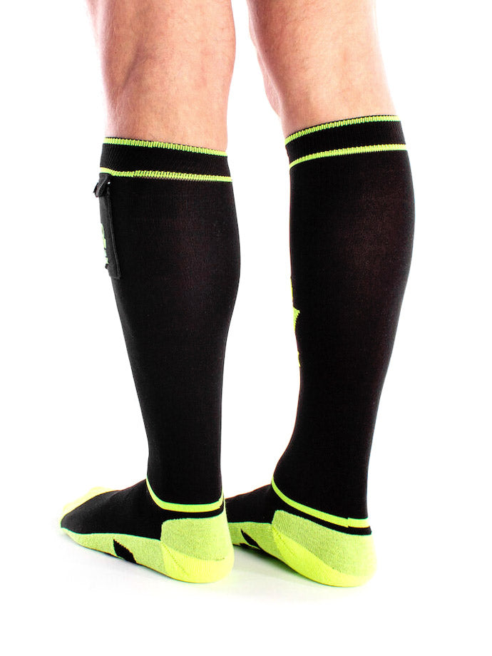 Gas Mask Party Socken mit Tasche - Schwarz/Neongelb